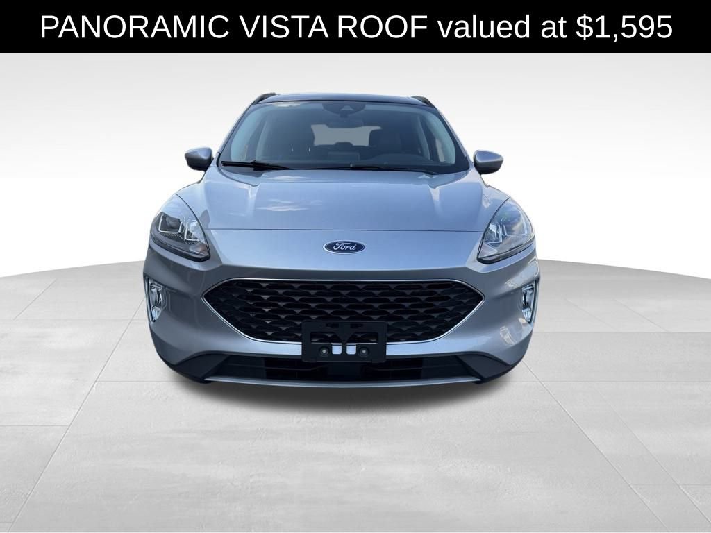 Used 2022 Ford Escape SEL w/ Class II Trailer Tow Package image 2