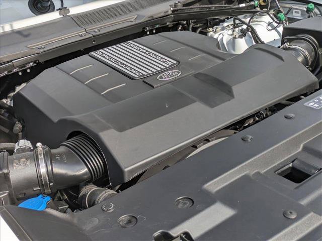 Used 2025 Land Rover Defender 110 X-Dynamic SE AWD/4WD image 19