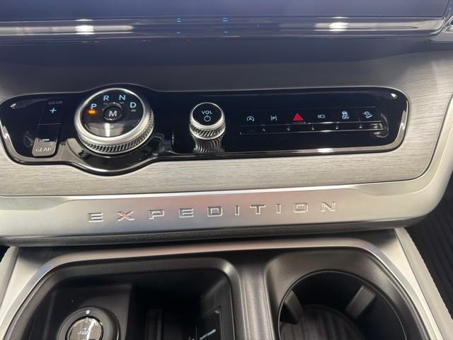 New 2027 Ford Expedition Max Platinum w/ Platinum Ultimate Package AWD/4WD image 40