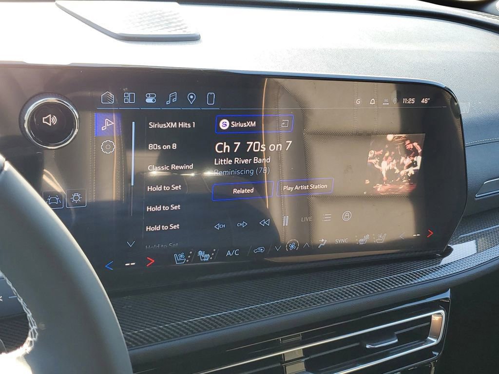 New 2026 Chevrolet Traverse High Country image 26