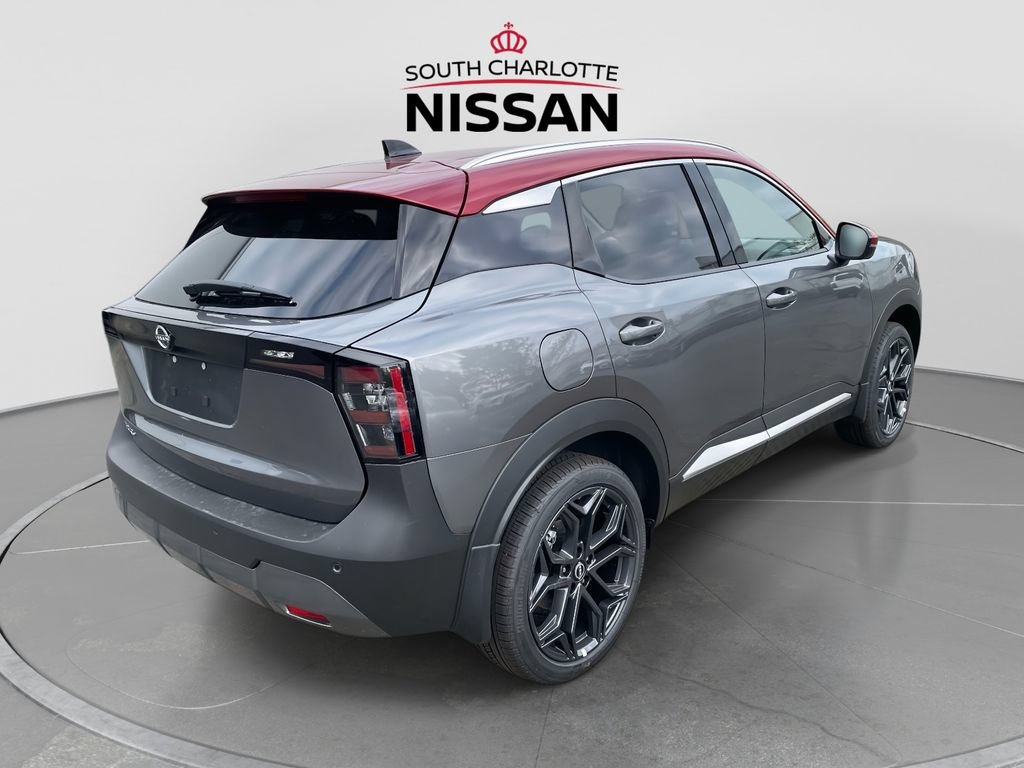 New 2027 Nissan Kicks SR w/ SR Premium Package FWD image 6