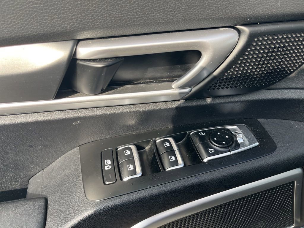 Certified 2022 Kia Telluride S image 16