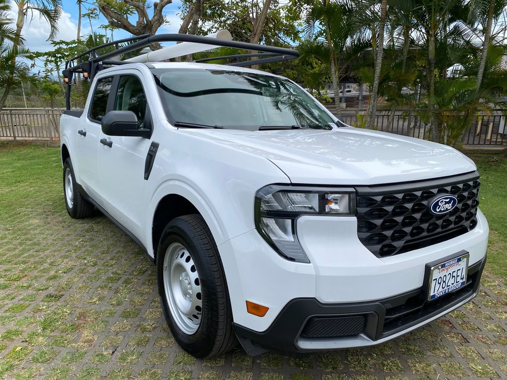Used 2025 Ford Maverick XLT w/ Equipment Group 302A AWD/4WD image 1