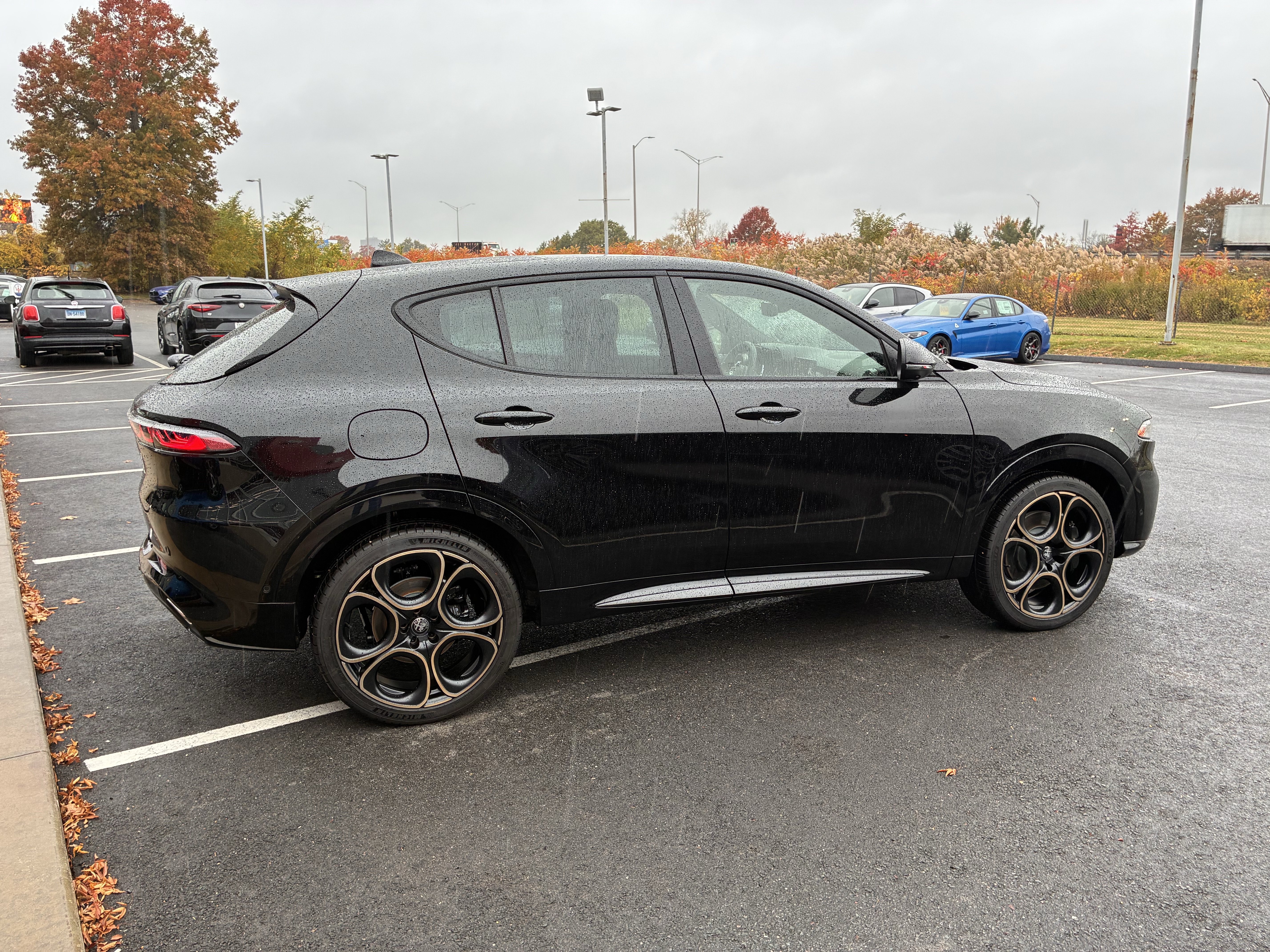 New 2025 Alfa Romeo Tonale AWD/4WD image 5
