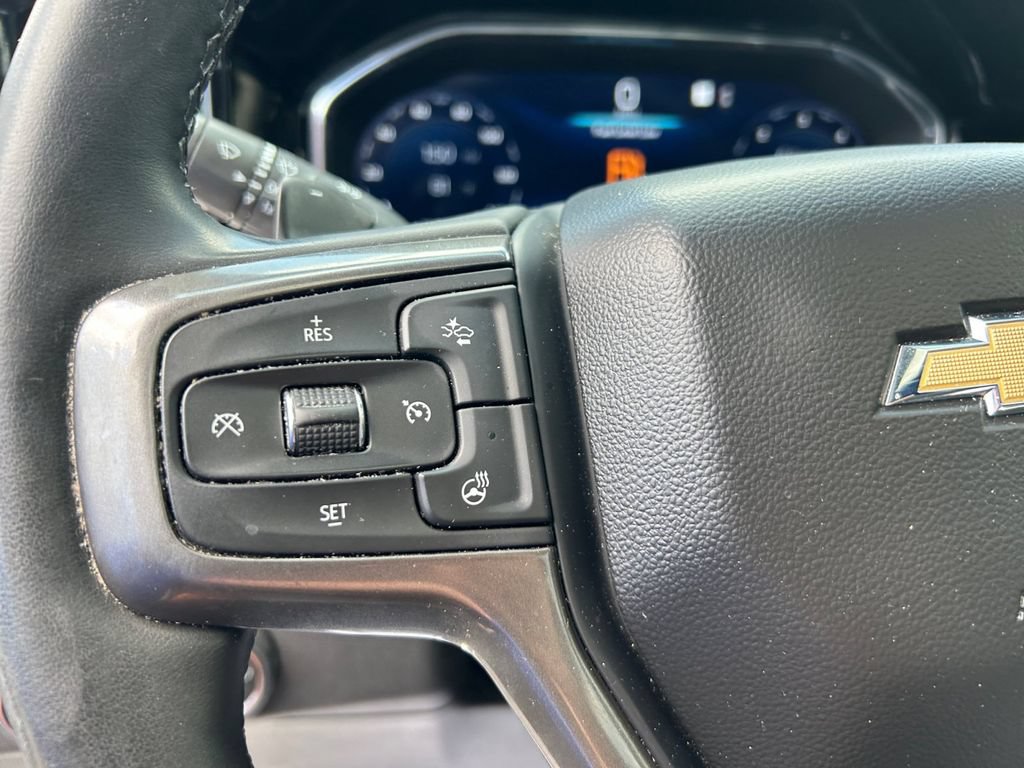 Used 2023 Chevrolet Silverado 1500 High Country AWD/4WD image 33