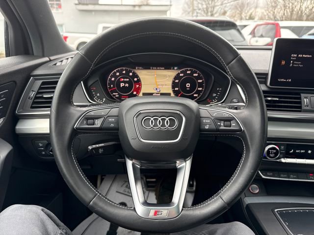 Used 2018 Audi SQ5 Premium Plus image 19