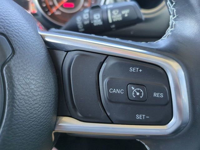 Used 2022 Jeep Wrangler Unlimited Sahara w/ Safety Group AWD/4WD image 24