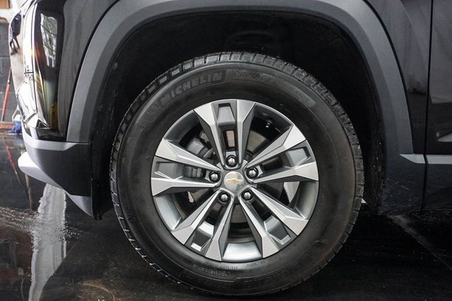 Used 2025 Chevrolet Equinox LT image 5