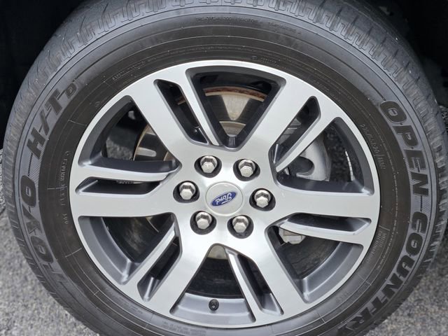 Used 2024 Ford Expedition Limited image 10