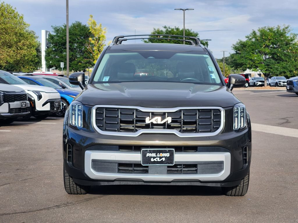 Used 2025 Kia Telluride S AWD/4WD image 2