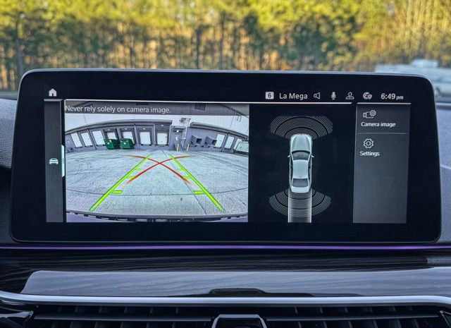 Used 2023 BMW 540i xDrive w/ M Sport Package image 27