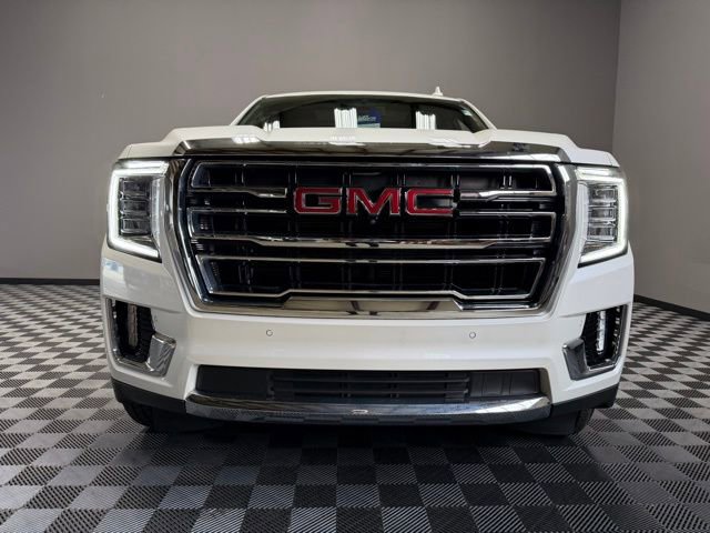 Used 2021 GMC Yukon SLT w/ SLT Premium Package image 3