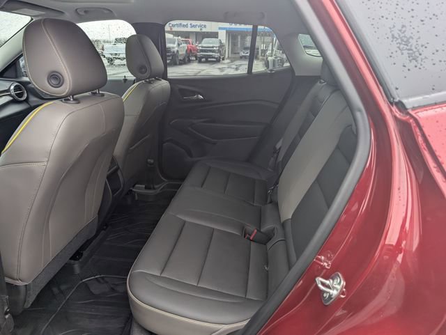 Certified 2024 Chevrolet Trax ACTIV w/ Sunroof Package image 11