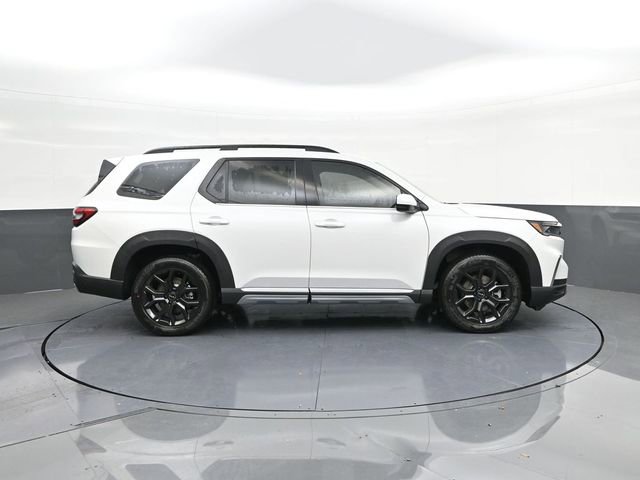 New 2025 Honda Pilot Touring image 22