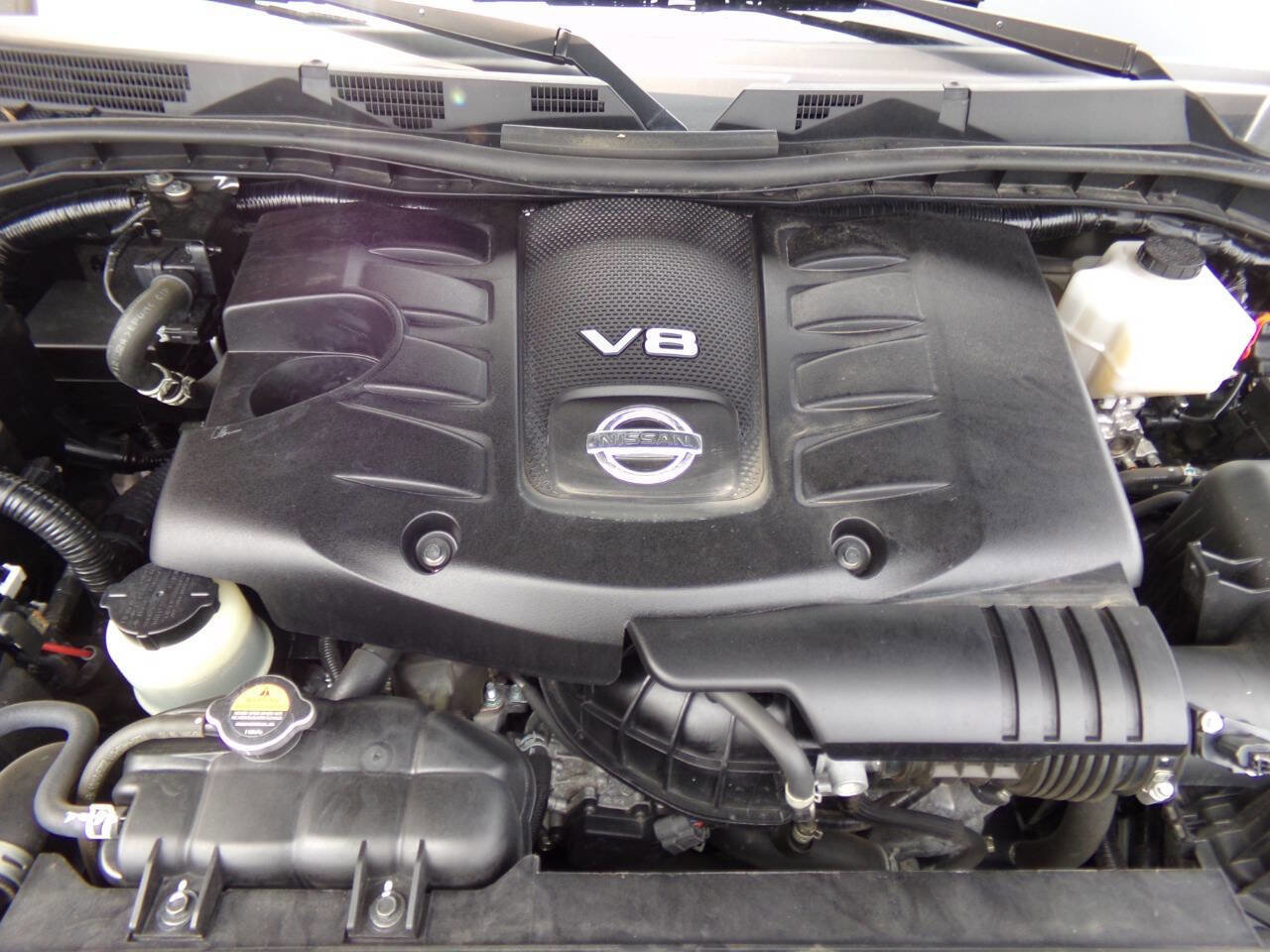 Used 2023 Nissan Armada SV image 59