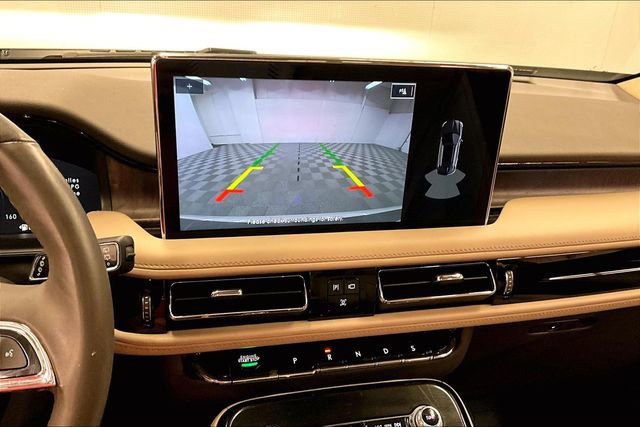 Used 2023 Lincoln Nautilus Reserve image 30