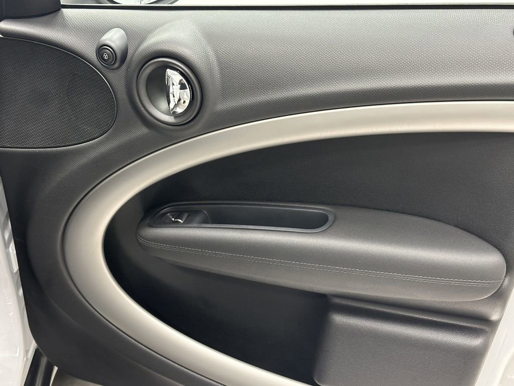 Used 2014 MINI Cooper Countryman image 15