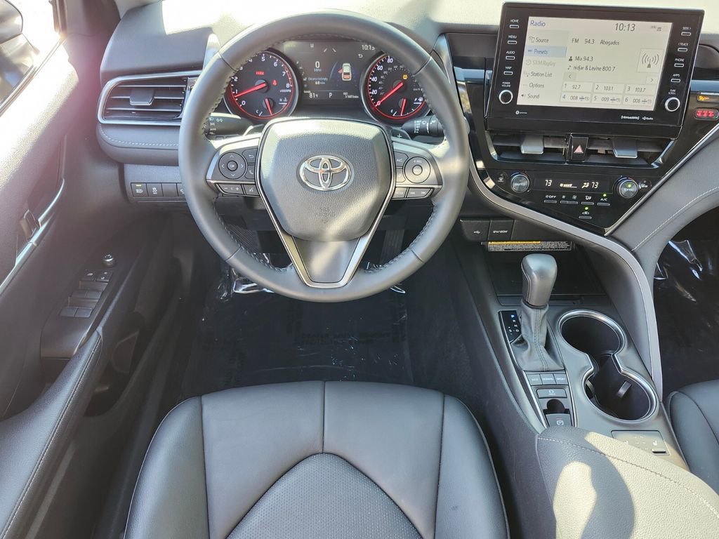 Used 2021 Toyota Camry XSE image 8