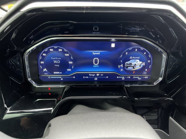 Used 2023 Chevrolet Silverado 1500 LT Trail Boss w/ LPO, Dark Essentials Package AWD/4WD image 12