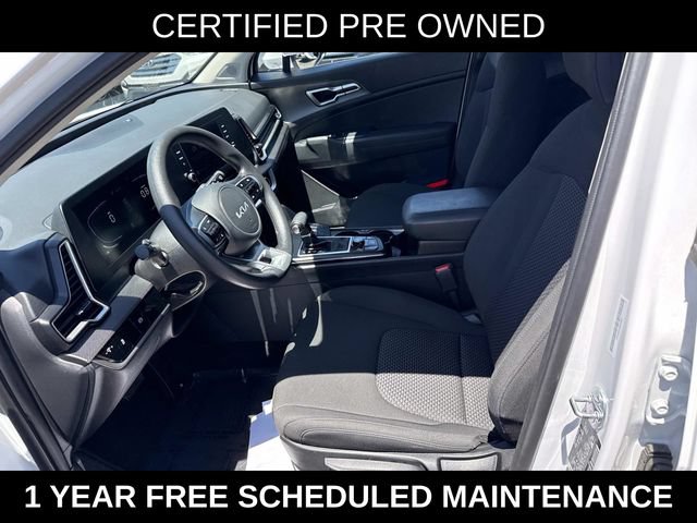 Used 2025 Kia Sportage LX FWD image 14