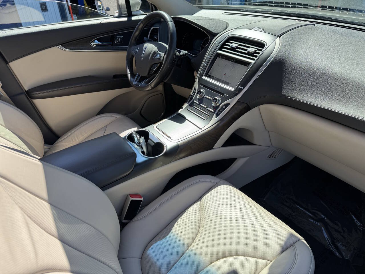 Used 2016 Lincoln MKX Reserve w/ Climate Package AWD/4WD image 31