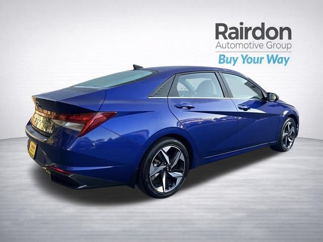 Used 2023 Hyundai Elantra Limited w/ Winter Weather Package FWD image 7