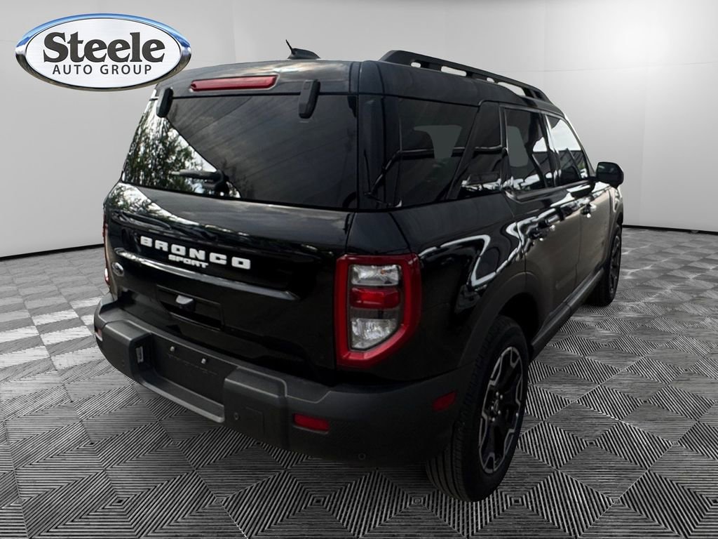 Used 2025 Ford Bronco Sport Outer Banks w/ Outer Banks Tech Package+ AWD/4WD image 5