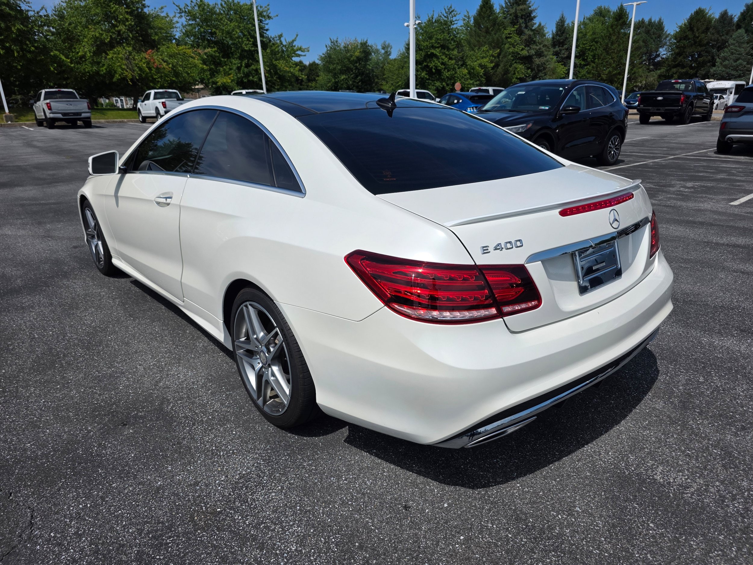 Used 2016 Mercedes-Benz E 400 Coupe image 3