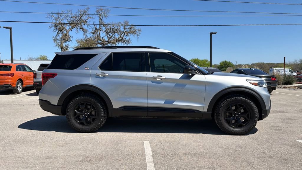 Used 2022 Ford Explorer Timberline w/ Timberline Technology Package image 4