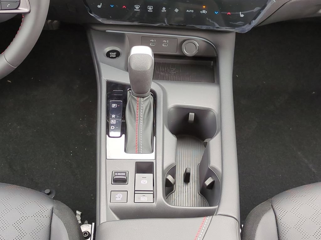 Certified 2026 Nissan Sentra SR w/ SR Premium Package FWD image 30