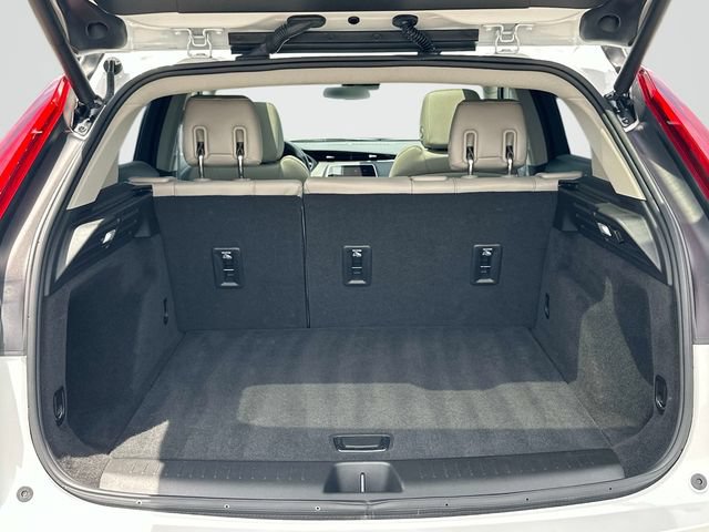Certified 2023 Cadillac XT4 Luxury w/ Cold Weather Package AWD/4WD image 19