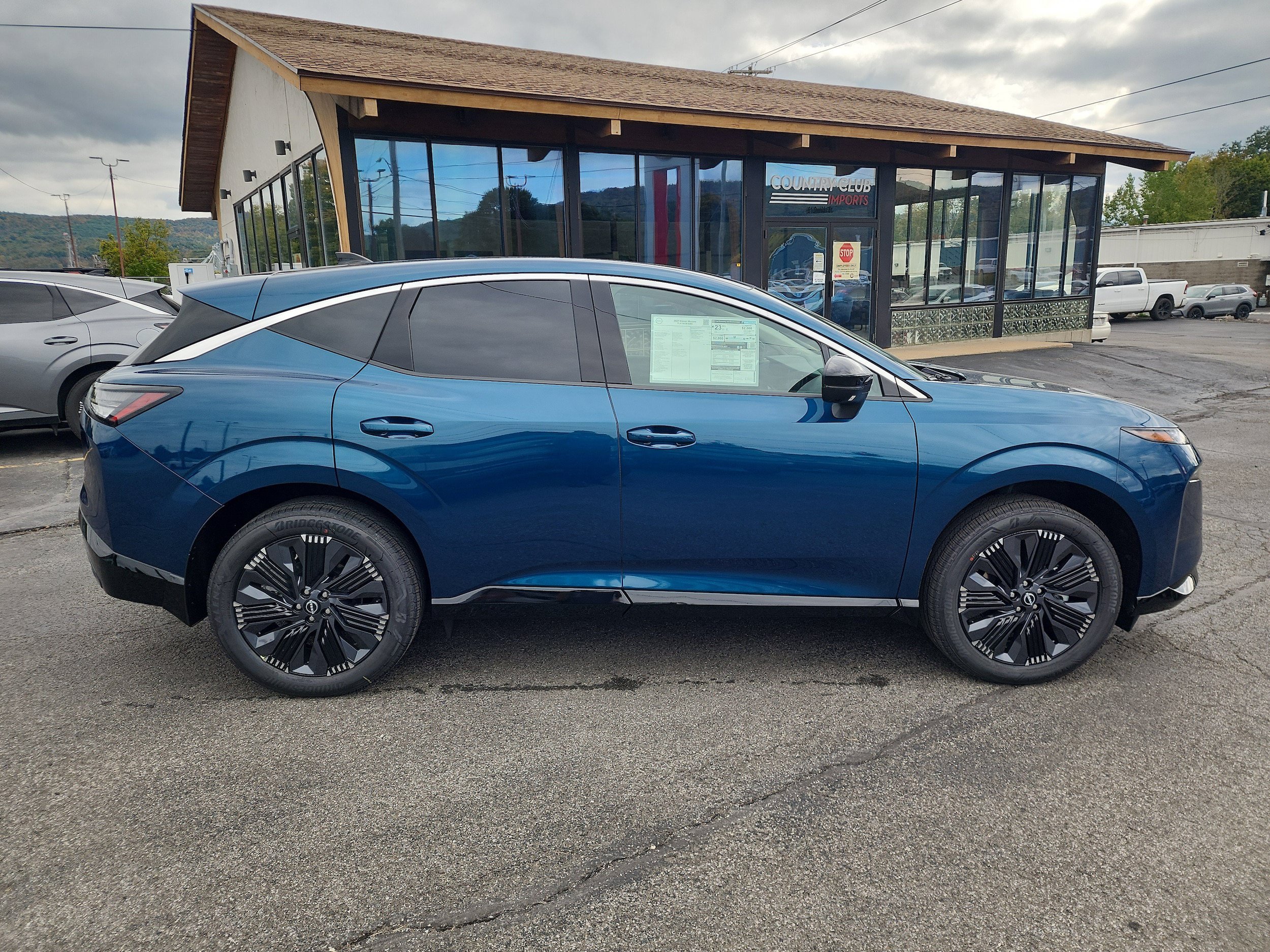 New 2027 Nissan Murano Platinum w/ Cargo Package AWD/4WD image 9