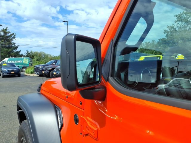 Certified 2023 Jeep Wrangler Sport AWD/4WD image 17