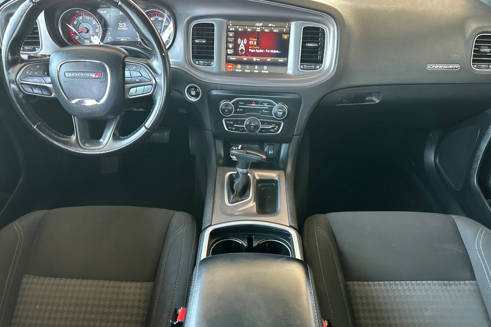 Used 2023 Dodge Charger SXT image 13