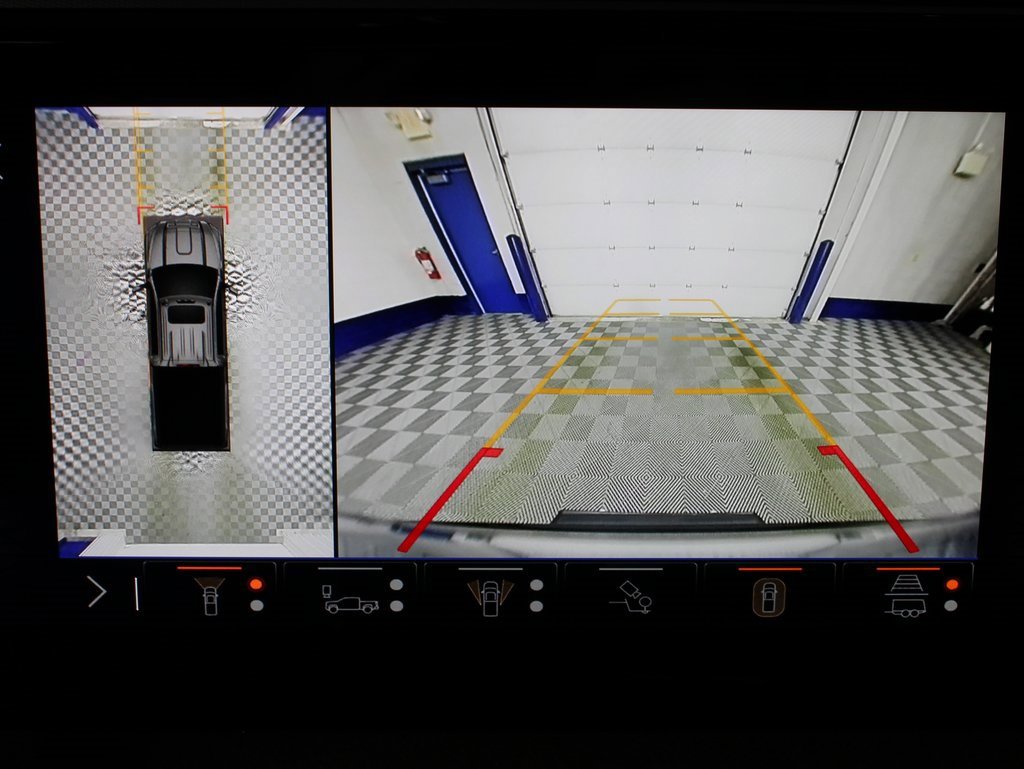 Used 2024 GMC Sierra 2500 Denali w/ Technology Package image 15