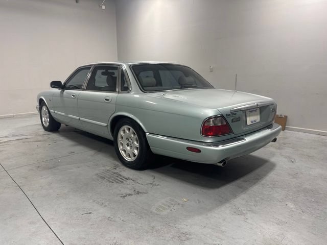 Used 2000 Jaguar XJ8 RWD image 8