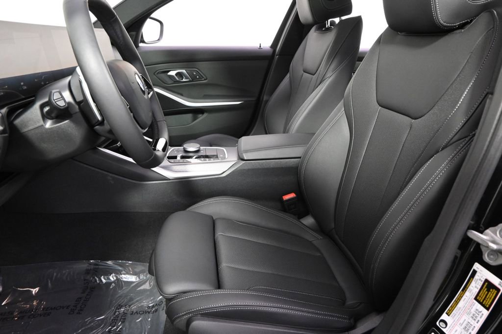 Used 2025 BMW 330i xDrive Sedan image 13