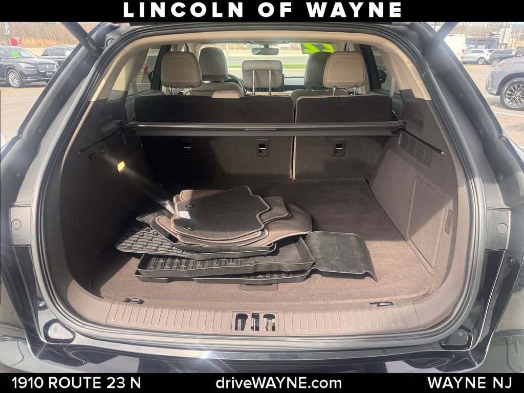 Certified 2022 Lincoln Nautilus Reserve AWD/4WD image 6
