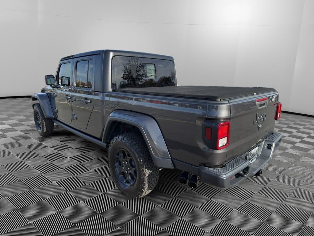 Used 2023 Jeep Gladiator Willys image 5