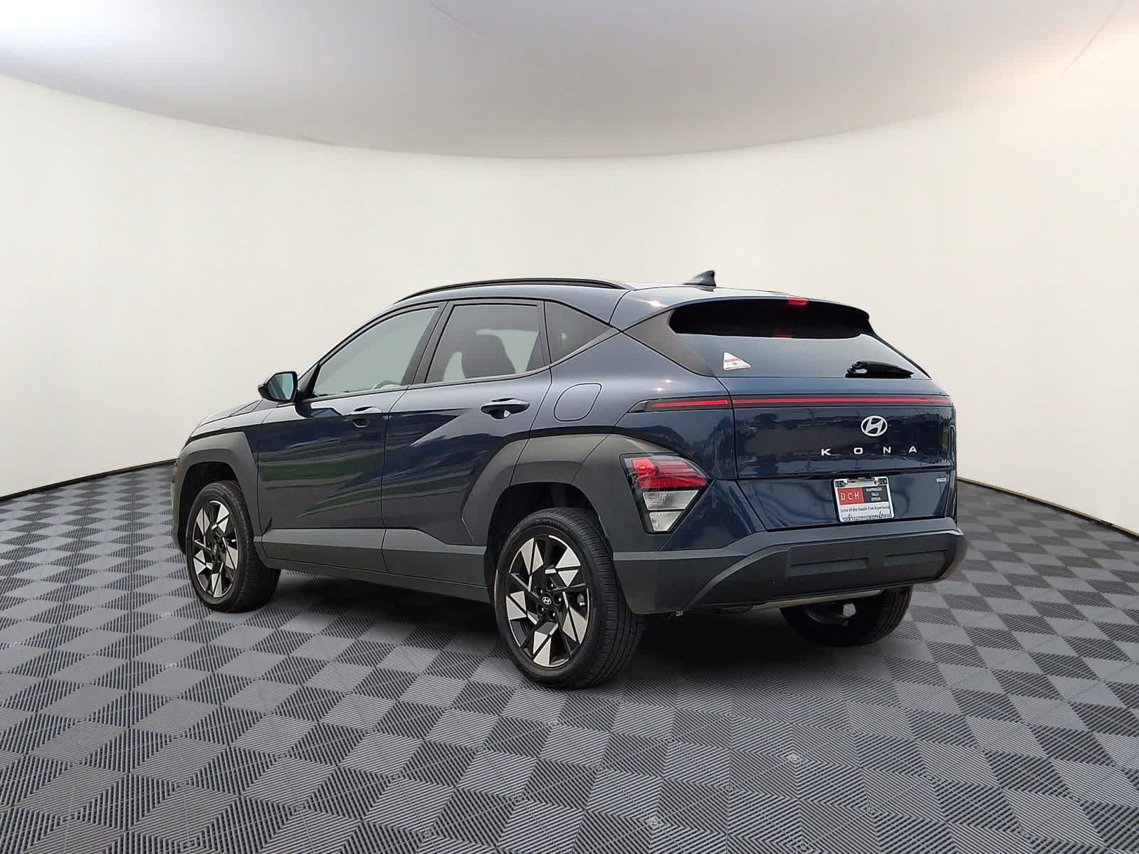 Used 2025 Hyundai Kona SEL AWD/4WD image 7