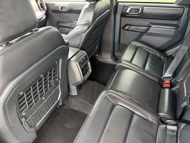 Certified 2025 Ford Bronco Badlands image 15