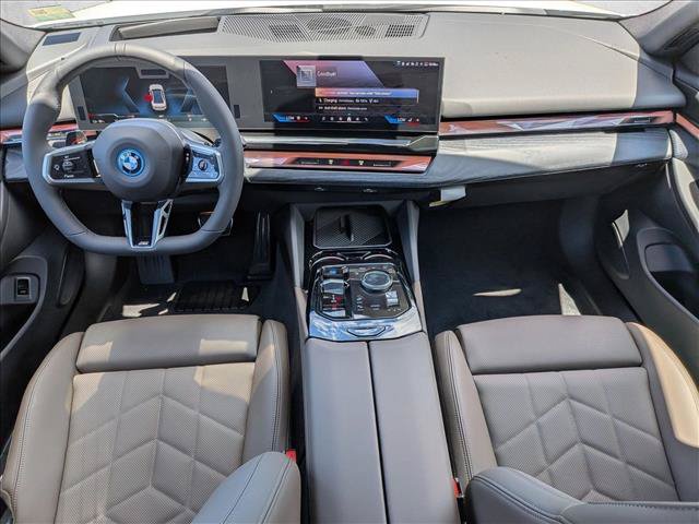 New 2027 BMW i5 eDrive40 w/ M Sport Package RWD image 15