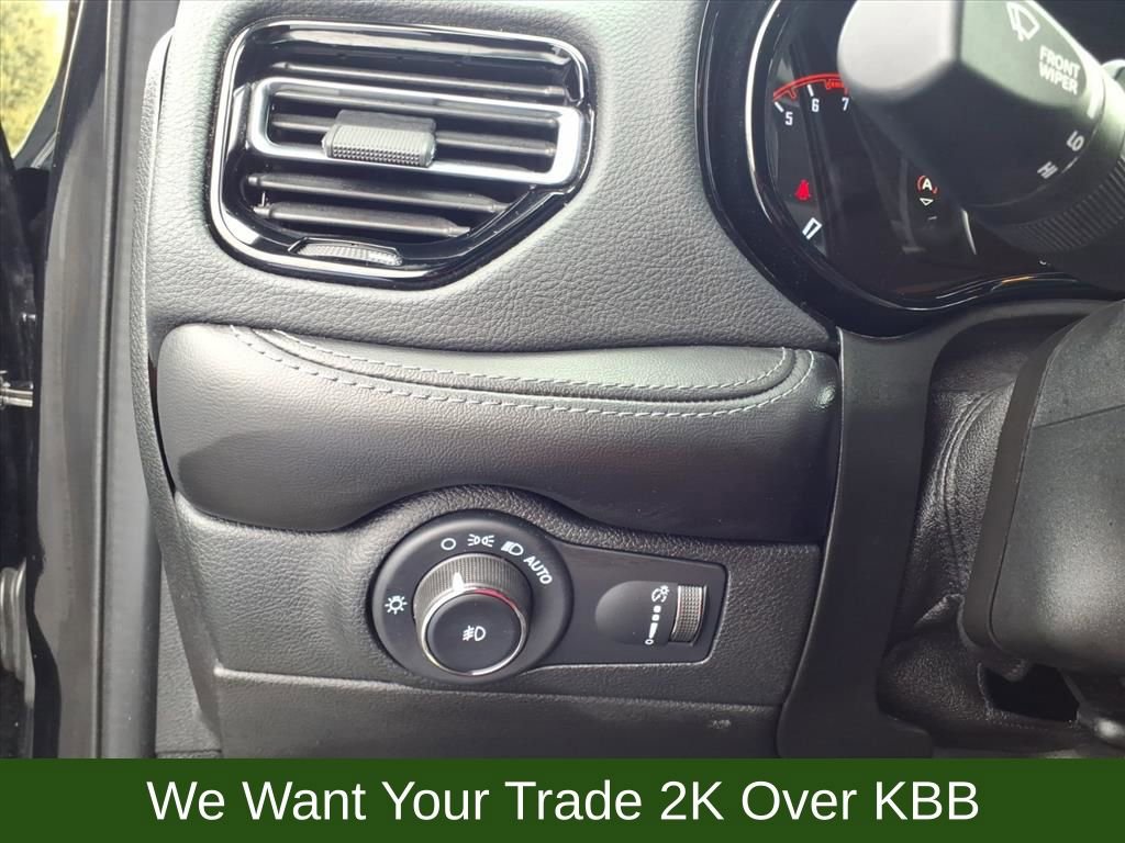 Used 2022 Dodge Durango SXT w/ Blacktop Package image 26