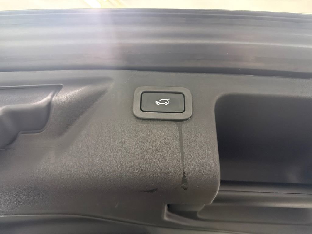 Used 2017 Land Rover Discovery Sport HSE AWD/4WD image 20