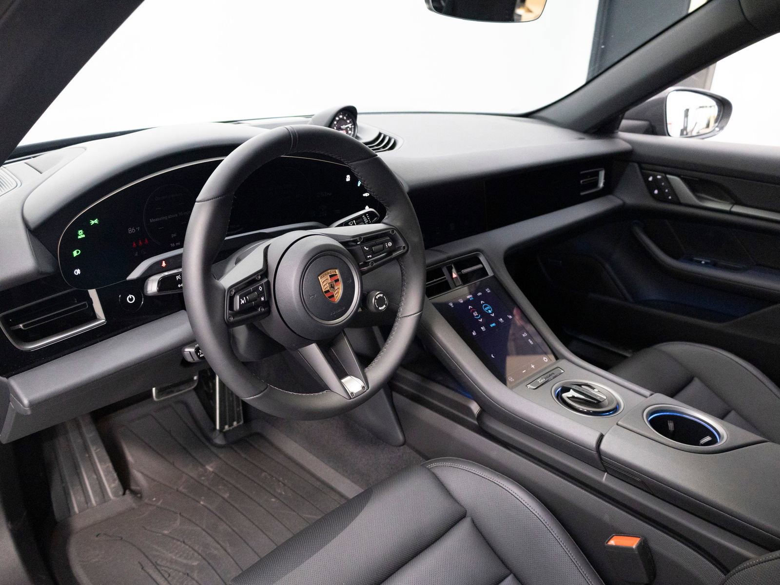 New 2026 Porsche Taycan image 4