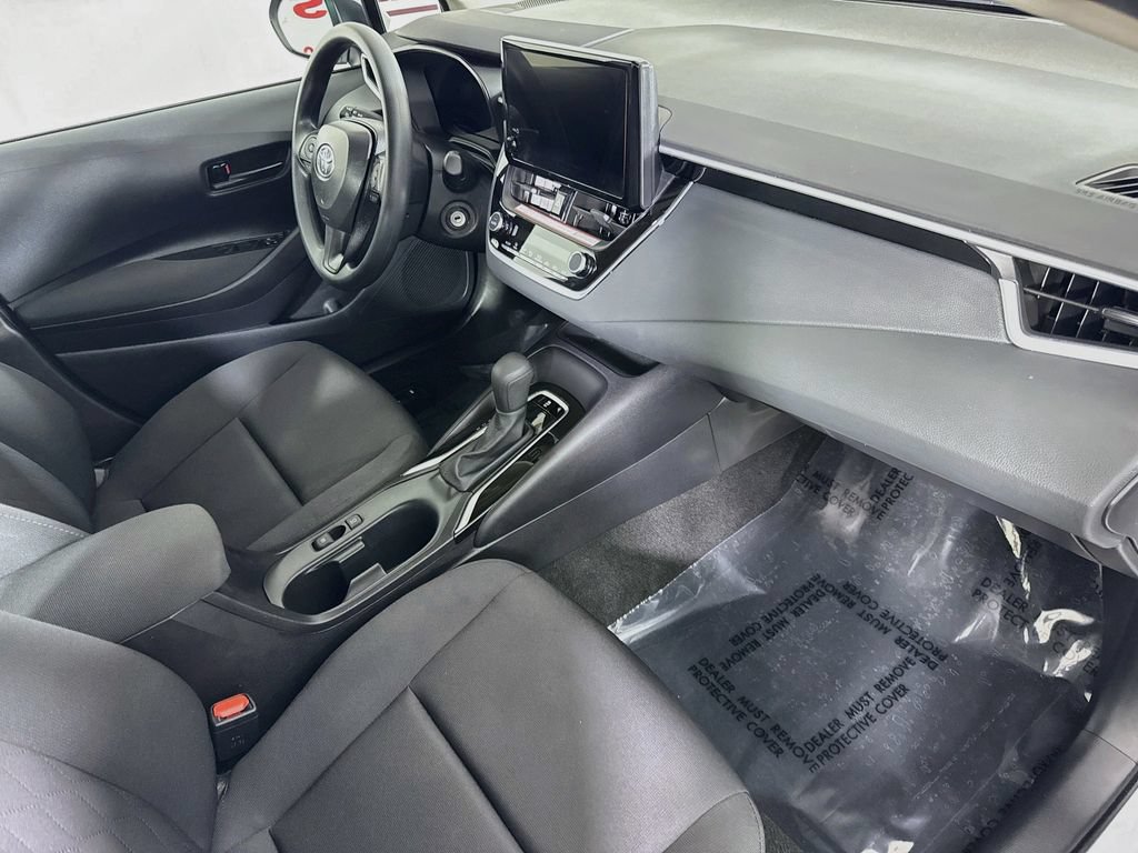 Certified 2026 Toyota Corolla LE FWD image 30