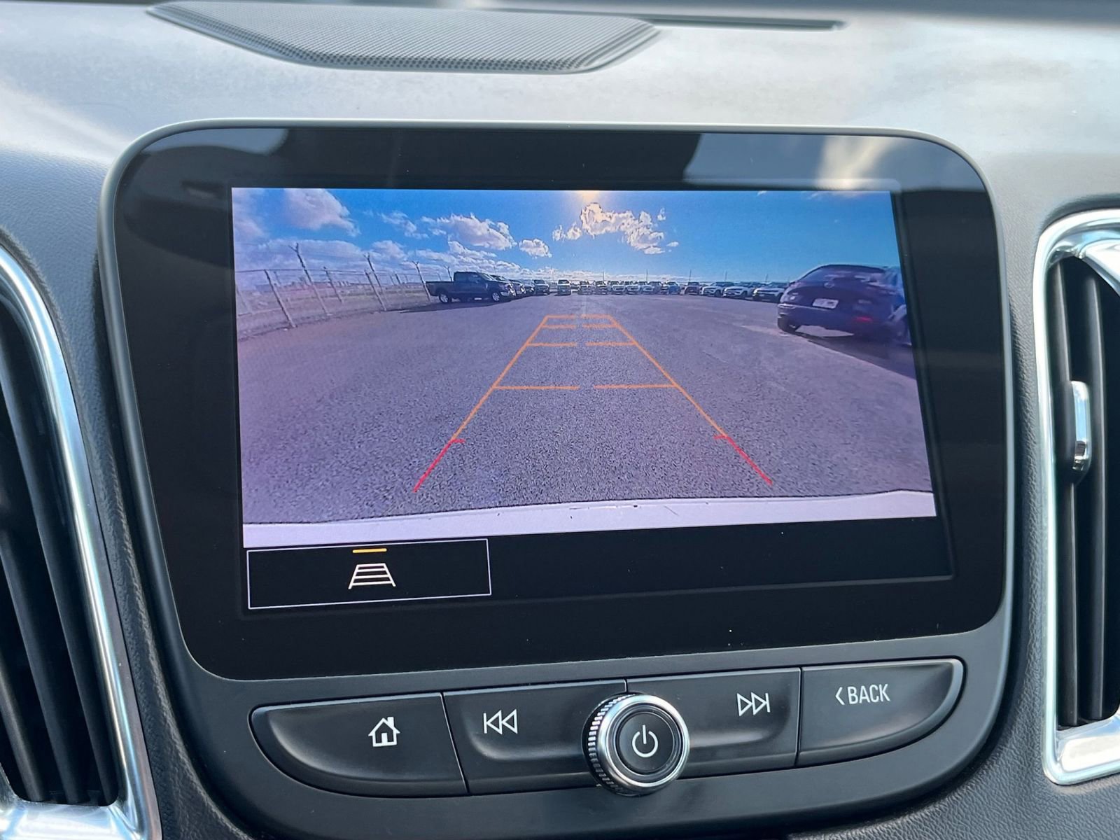 Used 2024 Chevrolet Malibu LT image 24