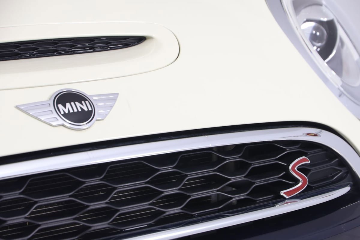 Used 2016 MINI Cooper S FWD image 15