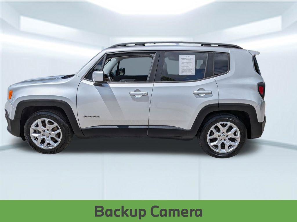 Used 2017 Jeep Renegade Latitude w/ Popular Equipment Group FWD video 2
