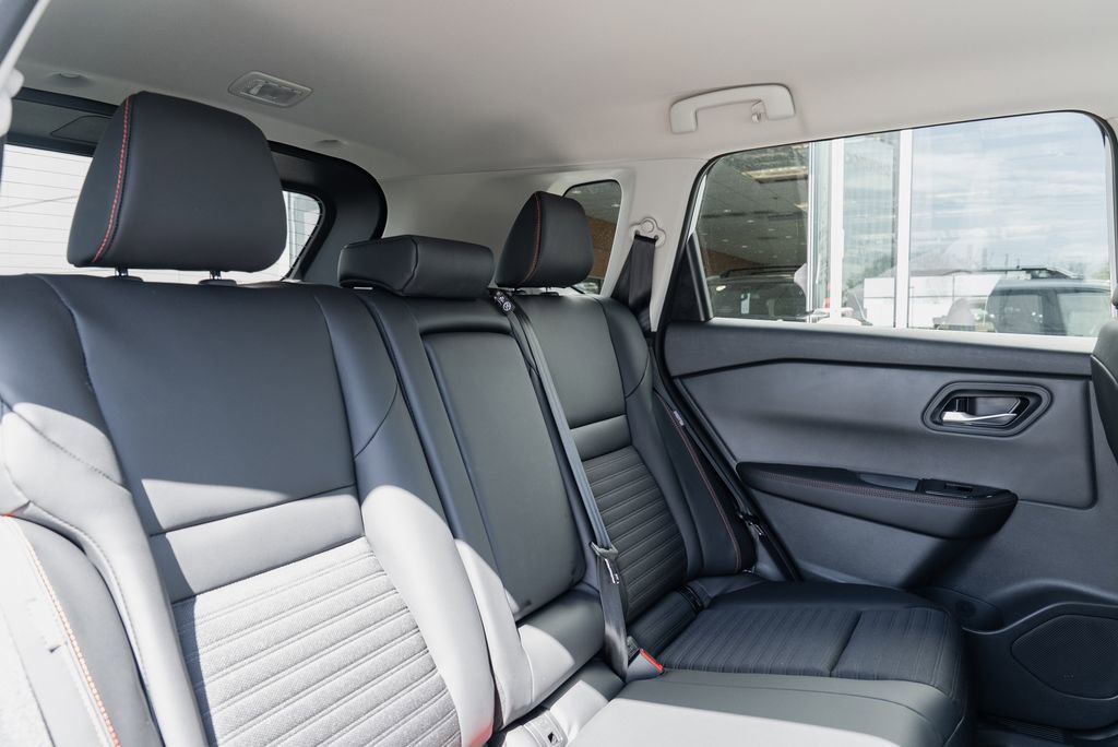 New 2026 Nissan Rogue SV image 24